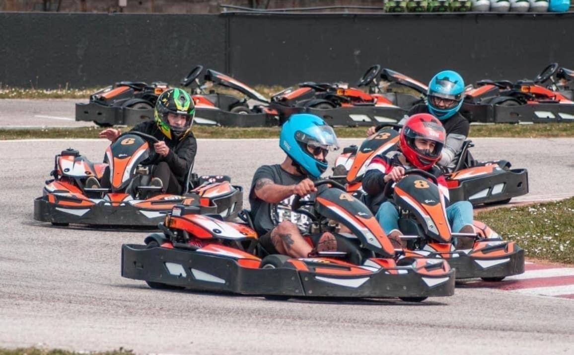 La Villa Del Karting El Teso Exteriér fotografie